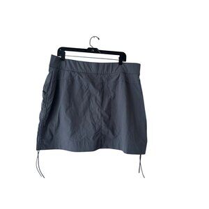 Columbia Womens Gray Skort Size 13 Adjustable Drawstring Pockets Golf Tennis
